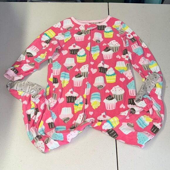 Fleece footed donut pajamas - Picture 1 of 4